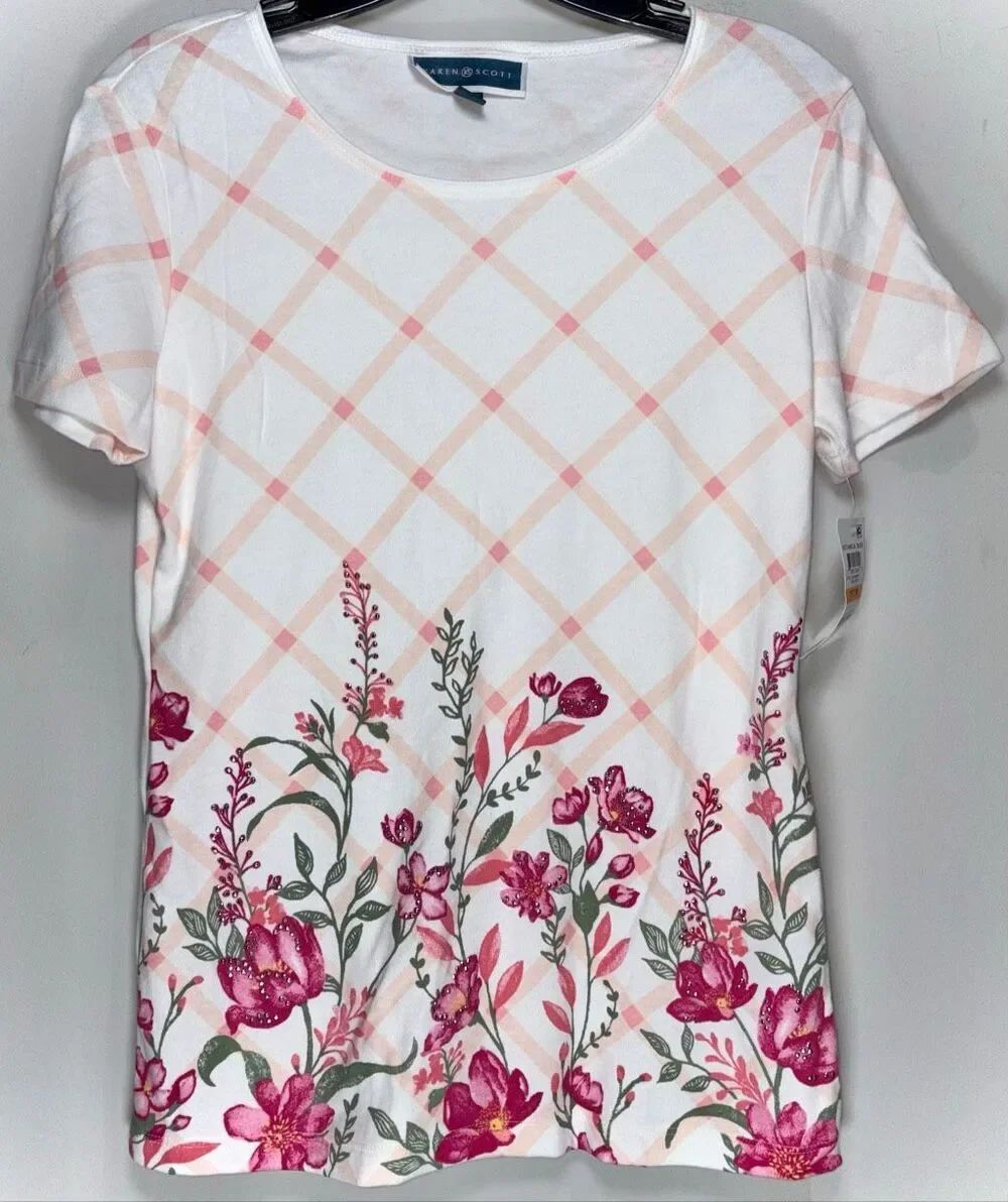 Karen Scott floral tee size small petite
